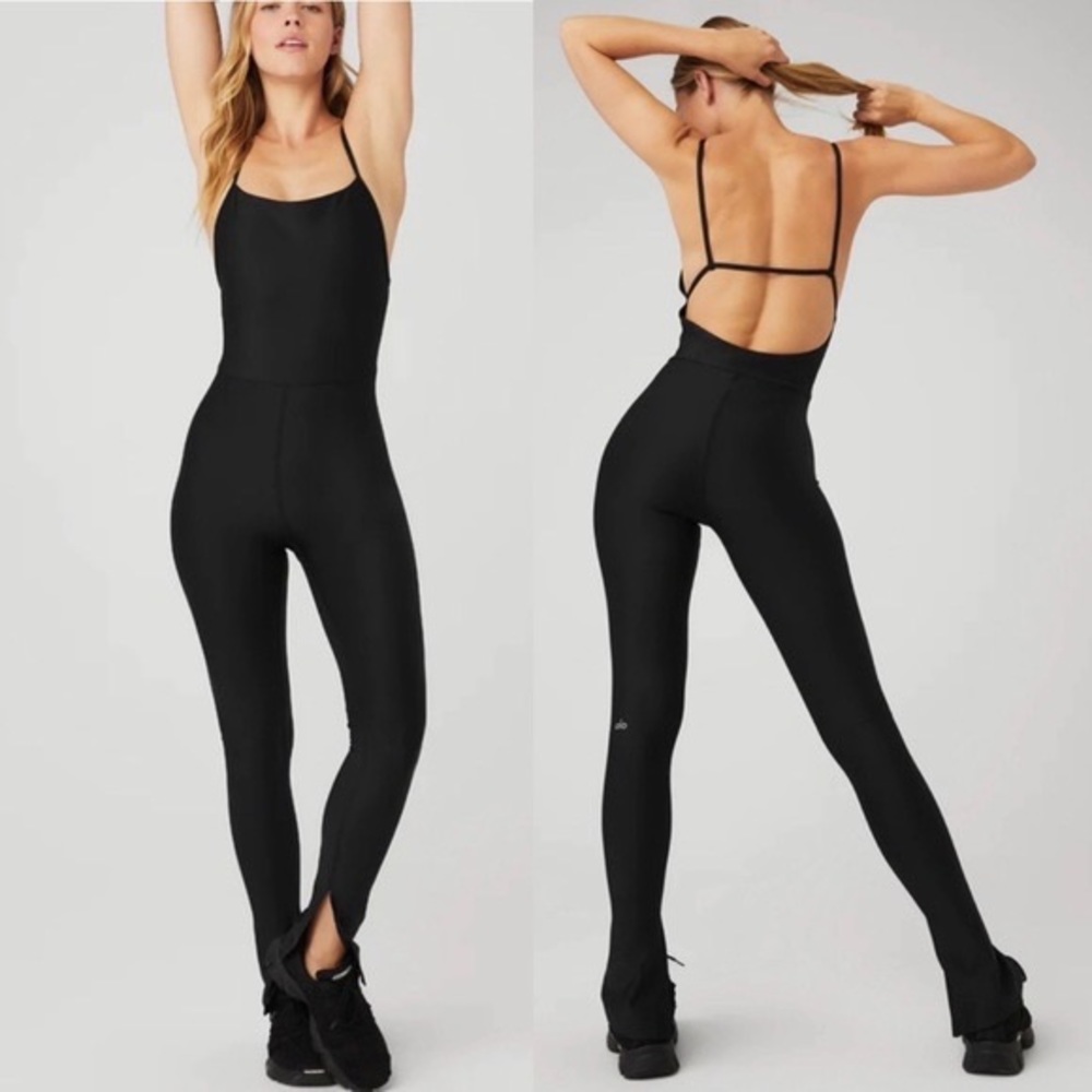 Alo Airlift Disco Onesie! Worn once! New condition. XS, black